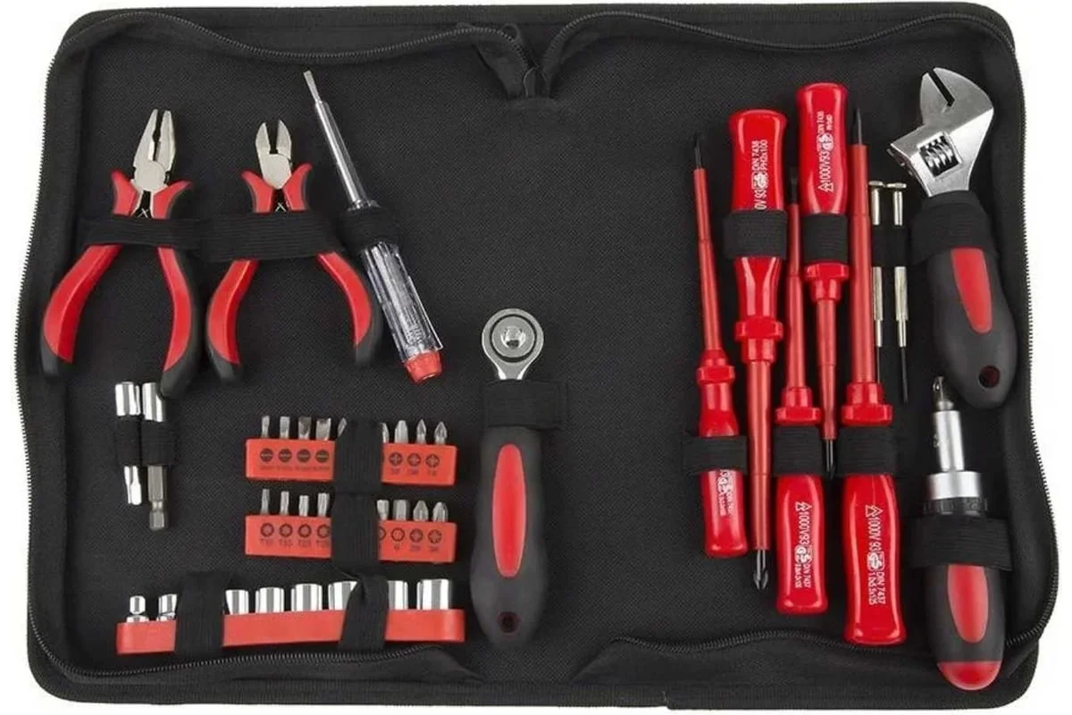 https://cdn.vseinstrumenti.ru/images/goods/ruchnoj-instrument/nabory-ruchnogo-instrumenta/518234/1200x800/134154878.jpg